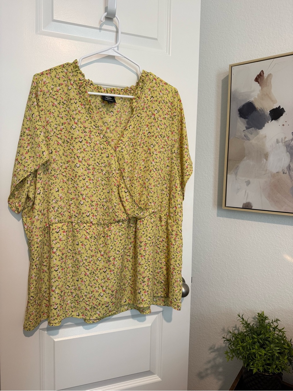 Bobeau Yellow Floral Peplum Blouse Size 3X